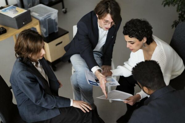 Un departamento de personal eficiente para las industrias: mantener el cumplimiento de la normativa laboral y evitar riesgos legales Entender la oficina contable